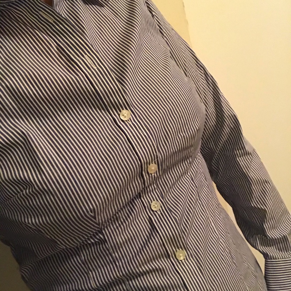 Fitted Stripped Dress Shirt